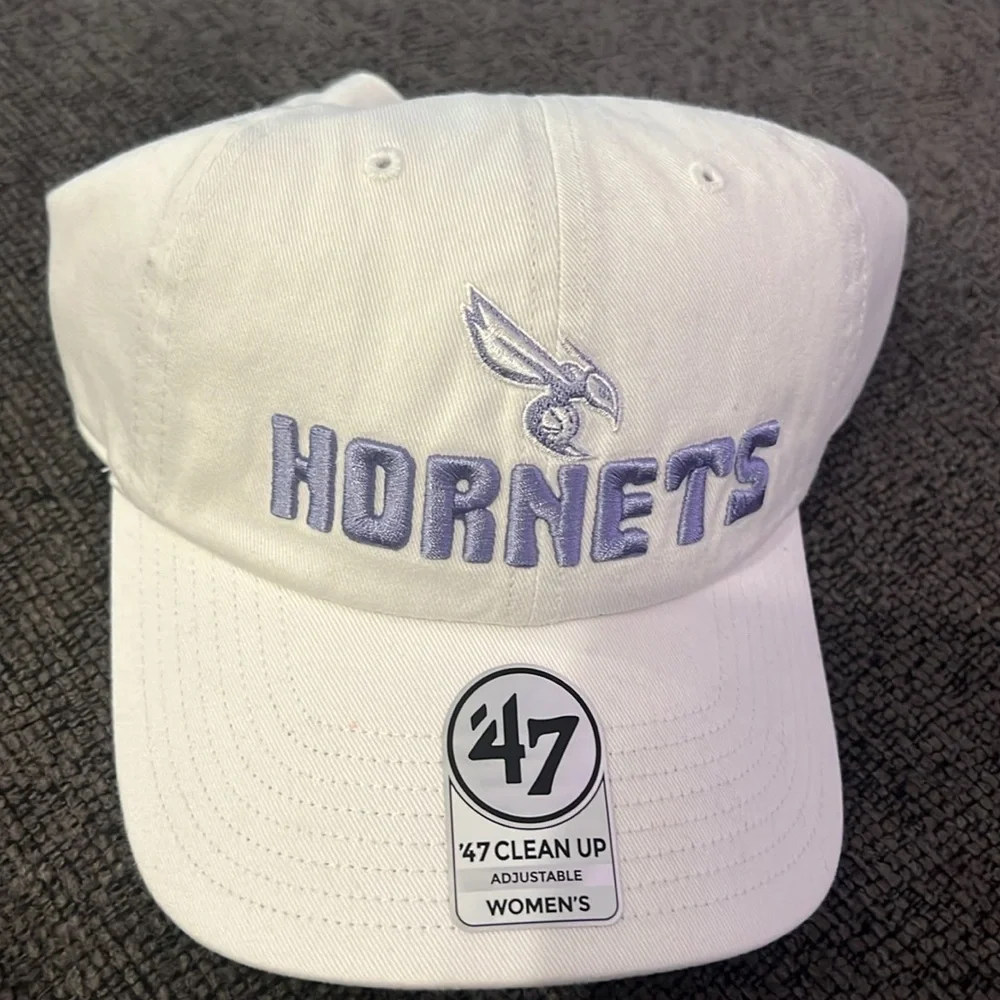 47 Womens Charlotte Hornets Embroidery Adjustable Hat
